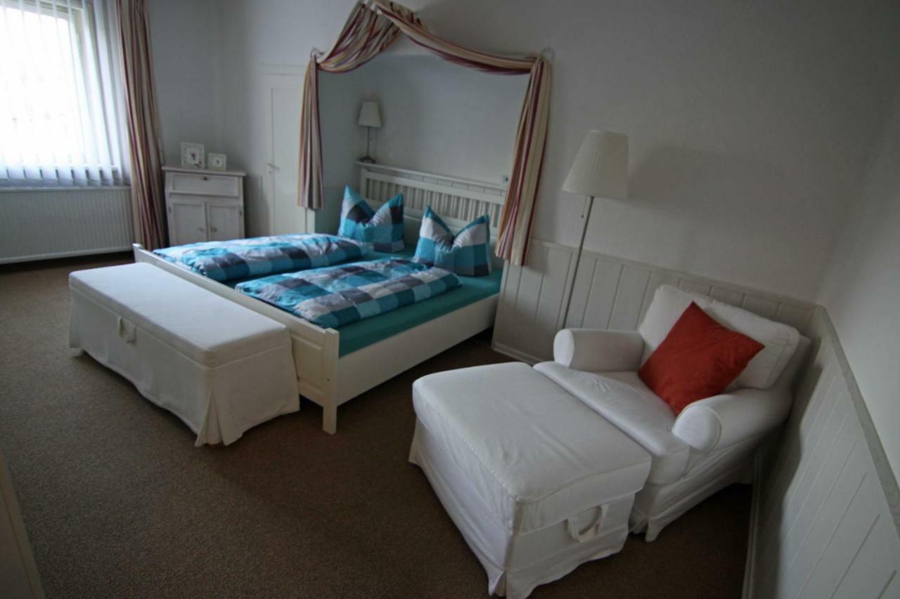 Ferienwohnung Schiller كورورت جونسدورف المظهر الخارجي الصورة